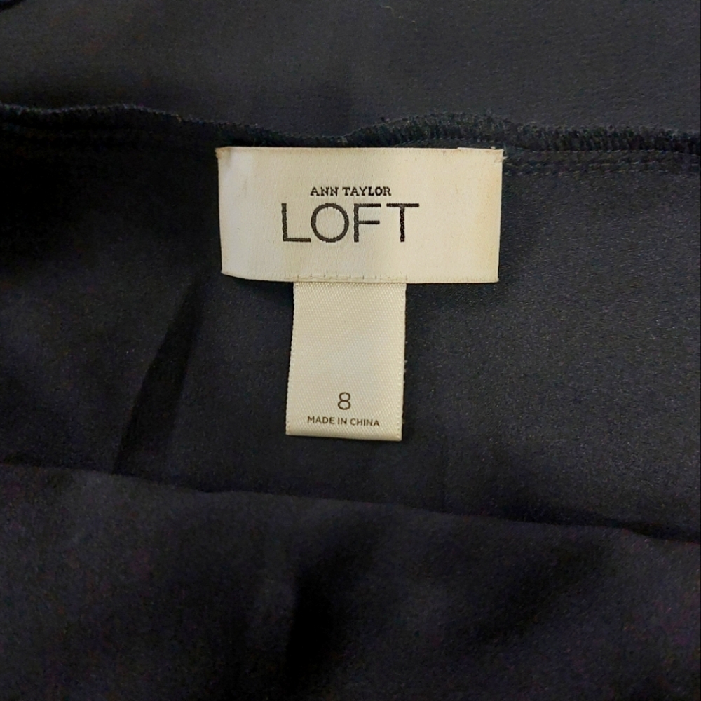 Cute little black dinner dress. - Picture 8 of 9